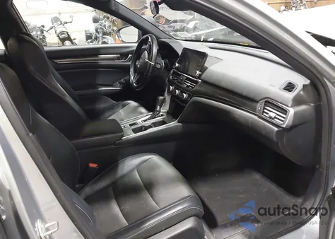 2018 Honda Accord Sport z USA, uszkodzony, nr VIN 1HGCV1F34JA113579